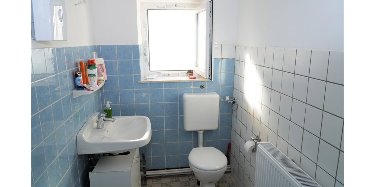 Ideal für Großfamilien! Gepflegtes 2 Familienhaus mit großem Grundstück ca. 2000 m² 9 zimmer