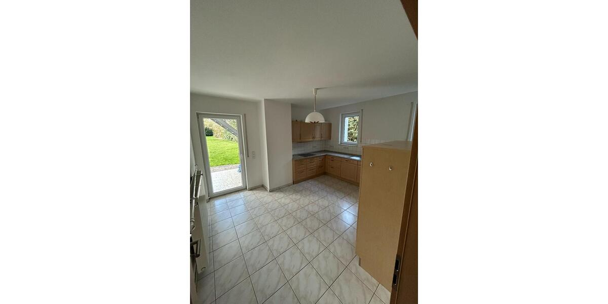 Attraktive 2,5-Zimmer-Wohnung mit großer überdachter Terrasse und 2.5 zimmer