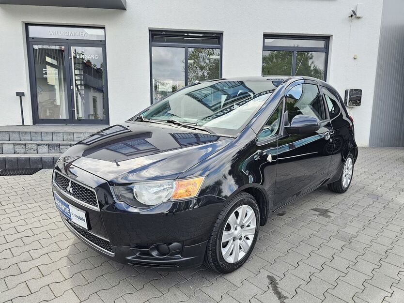 Mitsubishi Colt 131.250 km 4.490 € Löhne 32584