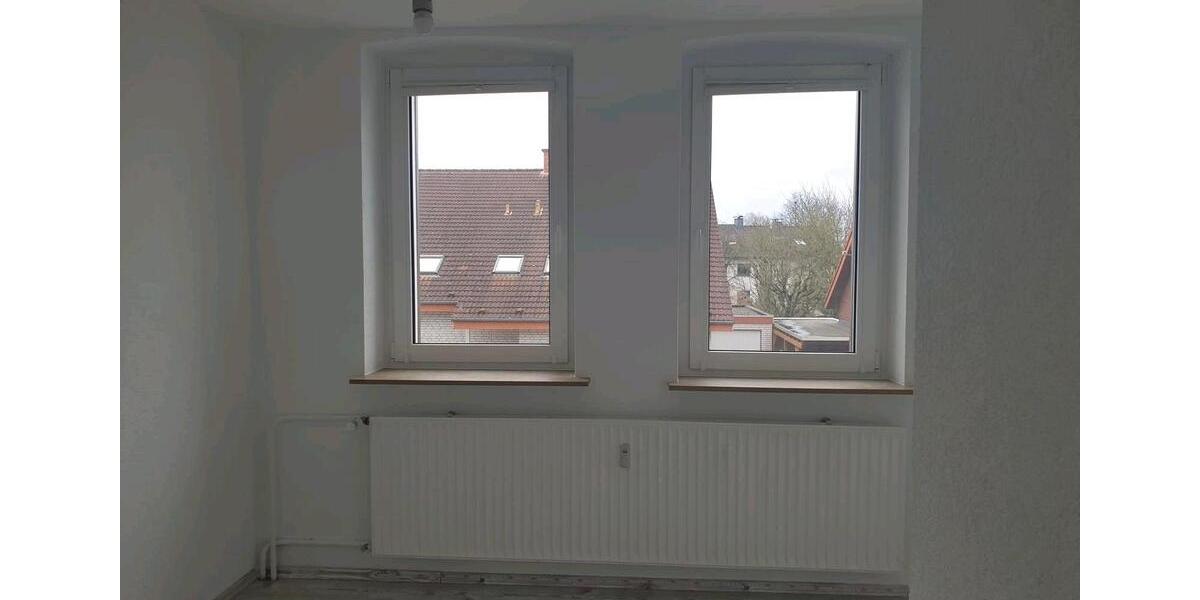 Dachgeschoßwohnung Bielefeld Jöllenbeck - 3 Zimmer, 60 m&sup2;, 630&euro; | Angebot:25612859