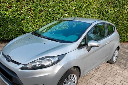 Ford Fiesta 145.000 km 2.500 &euro; Bielefeld 33613