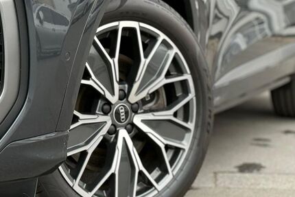 Audi Q5 4.800 km 54.800 &euro; Bielefeld 33609