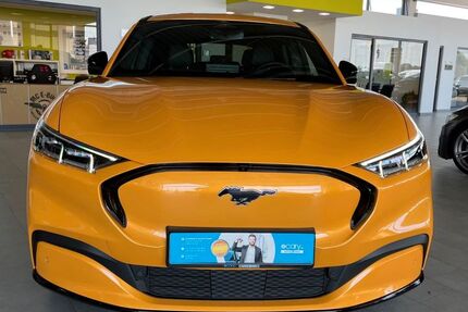 Ford Mustang Mach-E 22.500 km 30.995 &euro; Herford 32052