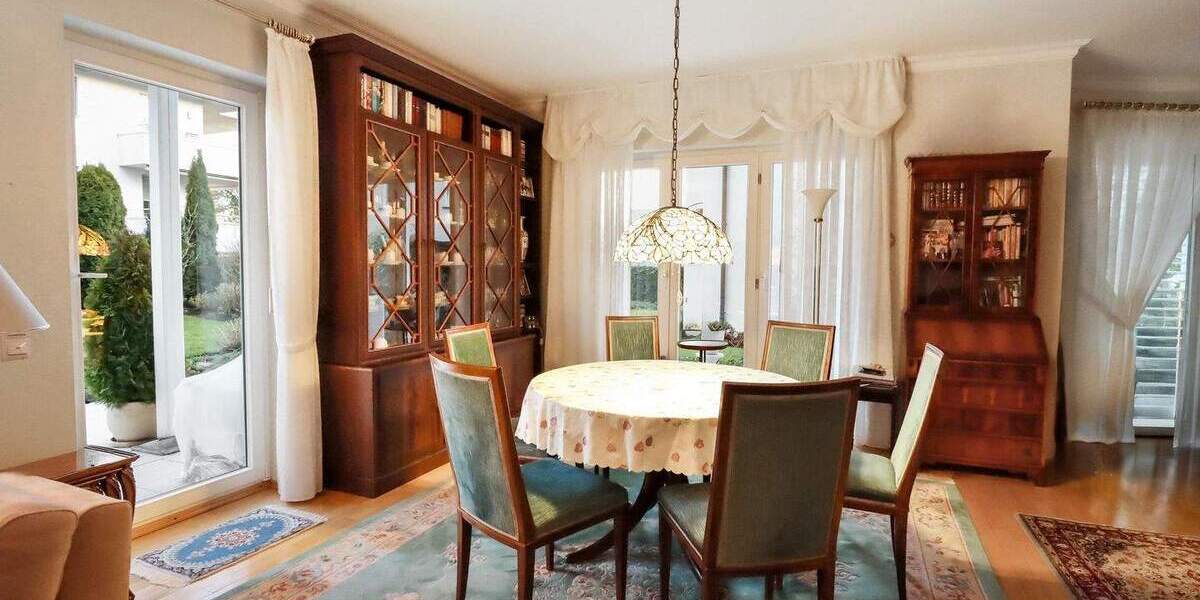 Etagenwohnung Bad Salzuflen Innenstadt - 3 Zimmer, 106 m&sup2;, 380.000&euro; | Angebot:25291493