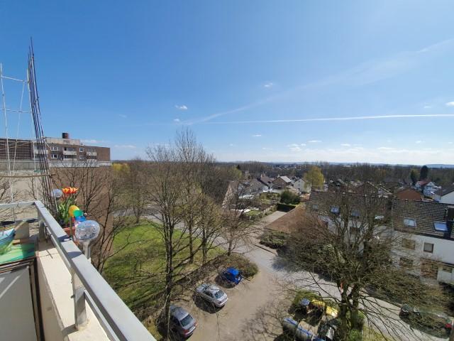 Familienfreundliche Etagenwohnung mit 3 ZKB und Balkon in Bielefeld Jöllenbeck zimmer