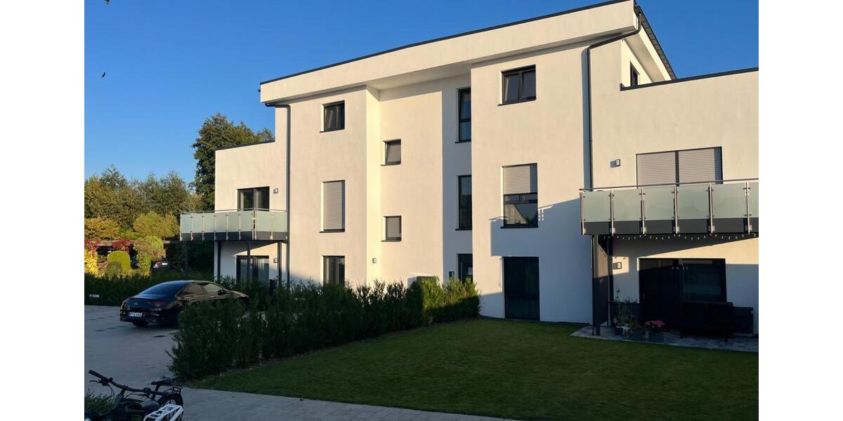 Offene Neubauwohnung mit großer Terasse 3 zimmer