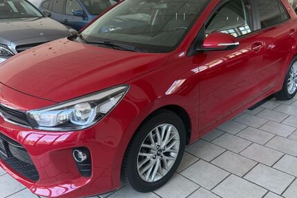 Kia Rio 106.000 km 8.650 &euro; Detmold 32756