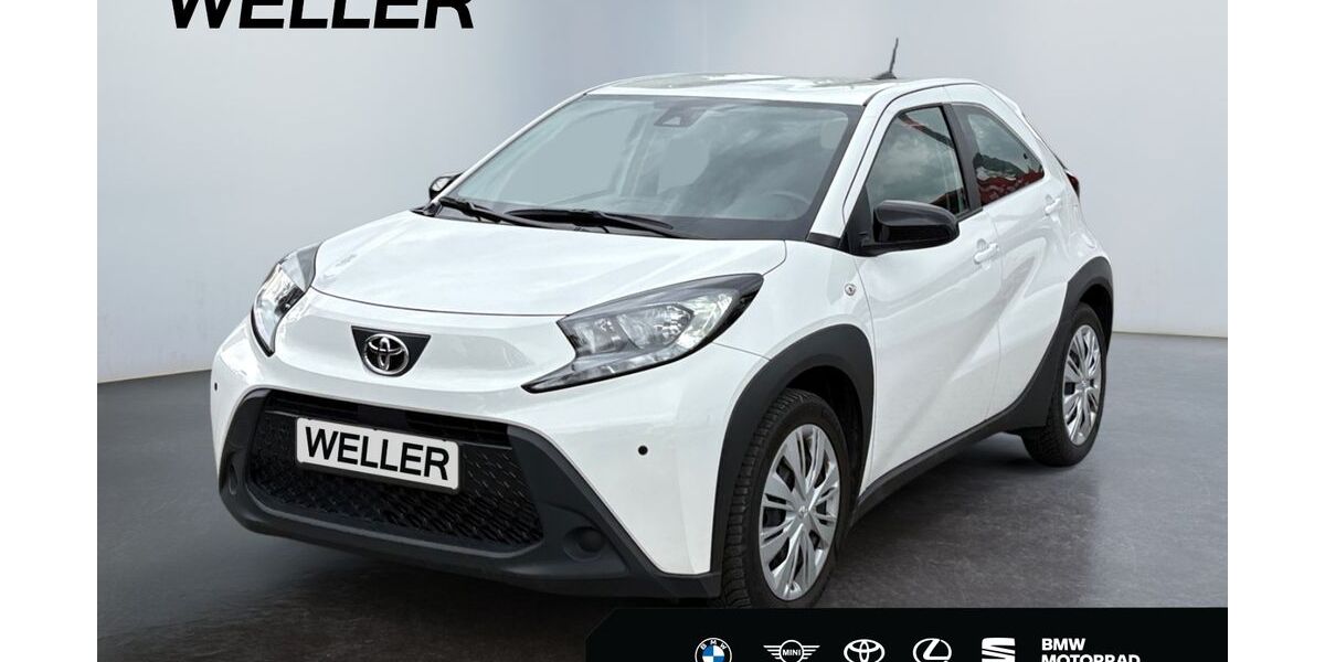 Toyota Aygo (X) 17.183 km 12.990 &euro; Bielefeld 33609