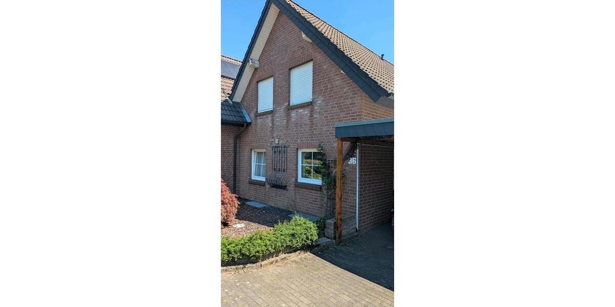 Reihenhaus Detmold Hiddesen - 5 Zimmer, 150 m&sup2;, 320.000&euro; | Angebot:27038209