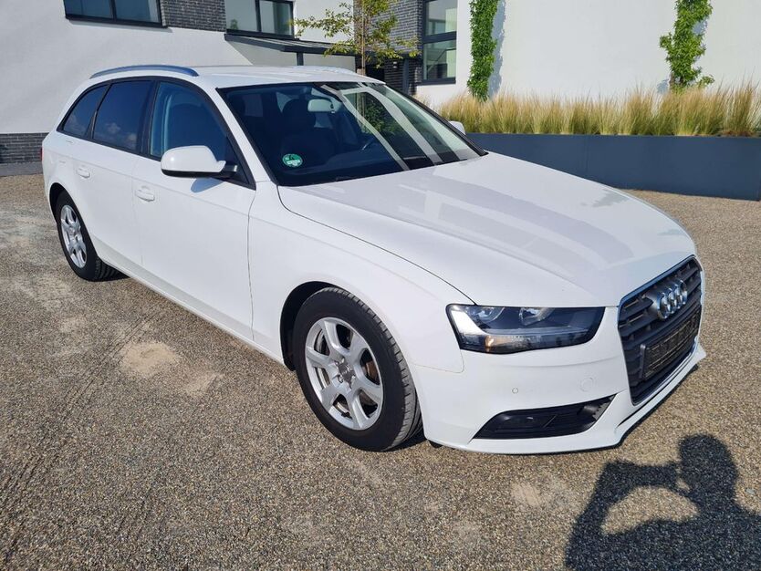 Audi A4 191.000 km 10.999 € Paderborn 33106