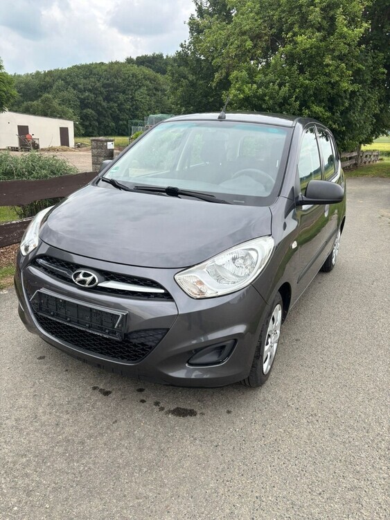 i10