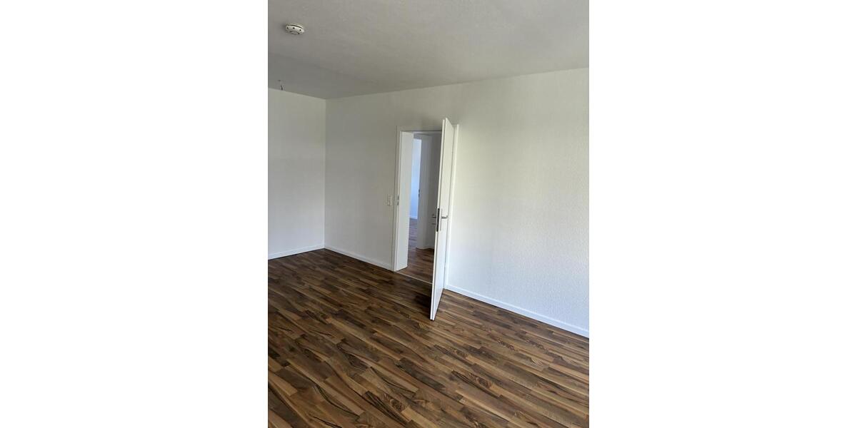 Erdgeschoßwohnung Herford Falkendiek - 4 Zimmer, 77 m&sup2;, 606&euro; | Angebot:26361664