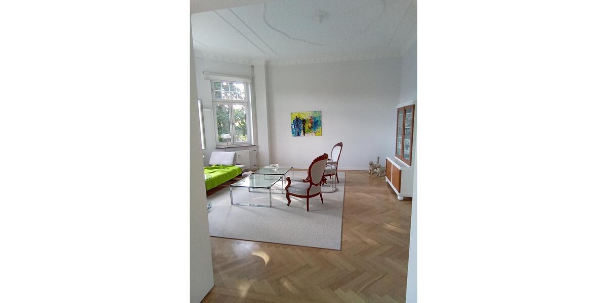 Hochparterre Detmold Hiddesen - 4 Zimmer, 150 m&sup2;, 370.000&euro; | Angebot:27146045