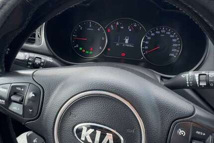 Kia Carens 115.000 km 4.500 &euro; Lemgo 32657