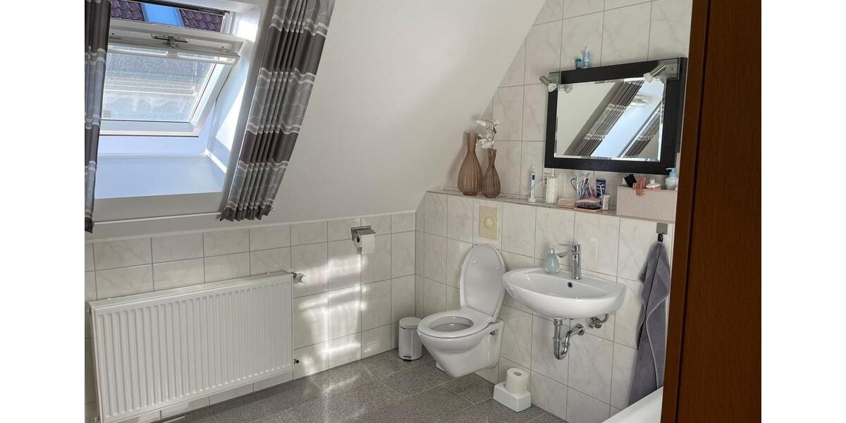 Etagenwohnung Herford - 4 Zimmer, 120 m&sup2;, 960&euro; | Angebot:26397826