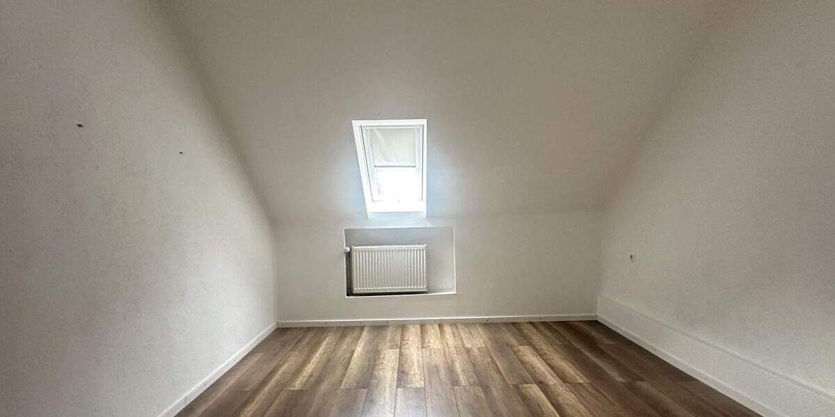 Einfamilienhaus Bad Salzuflen Schötmar - 9 Zimmer, 165 m&sup2;, 329.000&euro; | Angebot:24452354