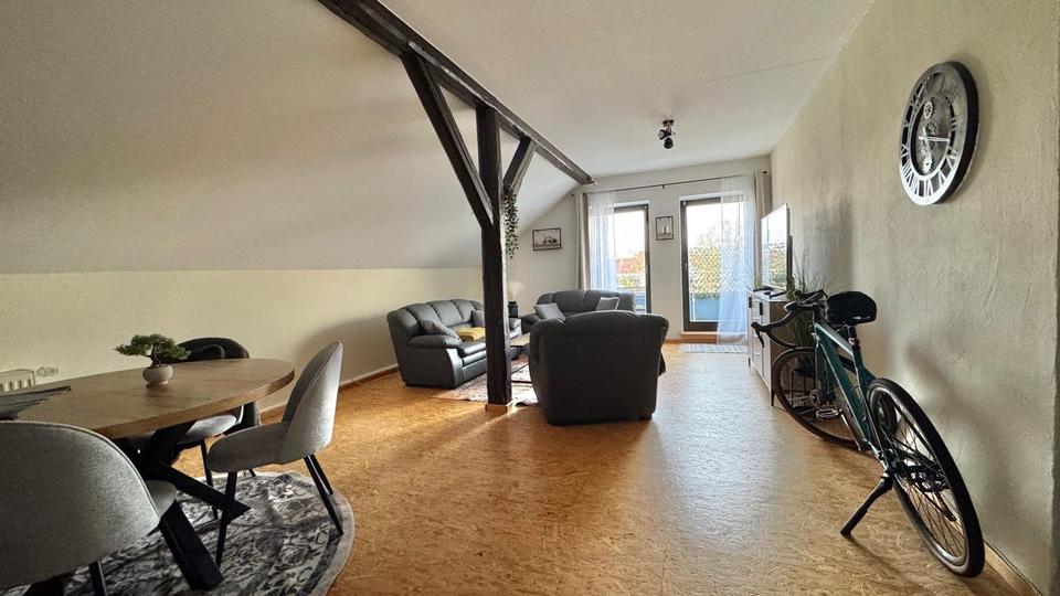 Dachgeschoßwohnung Bünde - 3 Zimmer, 122 m&sup2;, 850&euro; | Angebot:26603567