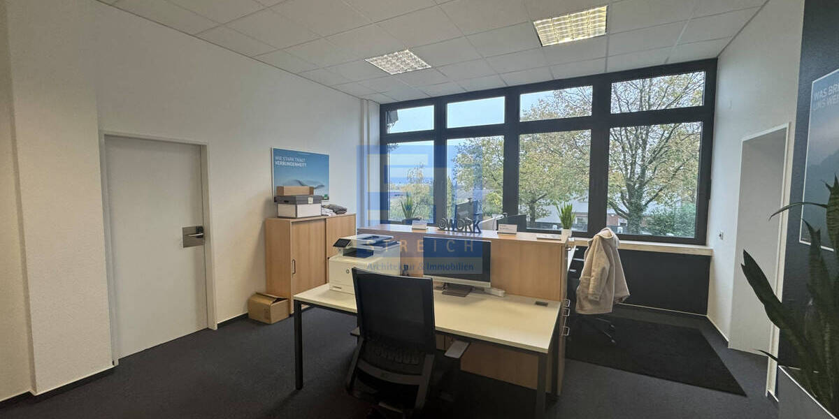 Gewerbeobjekt Bielefeld Sennestadt - 1 Zimmer, 564 m&sup2;, 5.076&euro; | Angebot:25669075