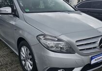 Mercedes B 180