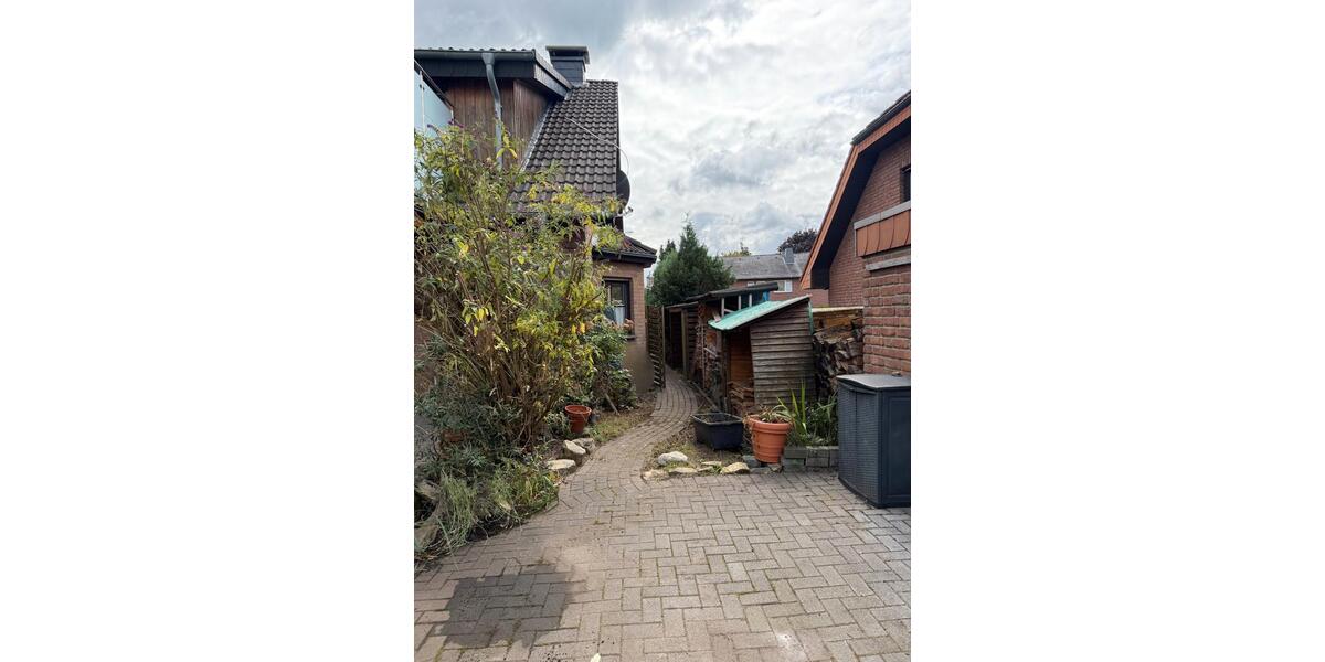 Einfamilienhaus Schloß Holte-Stukenbrock Stukenbrock - 4 Zimmer, 120 m&sup2;, 398.000&euro; | Angebot:27288890