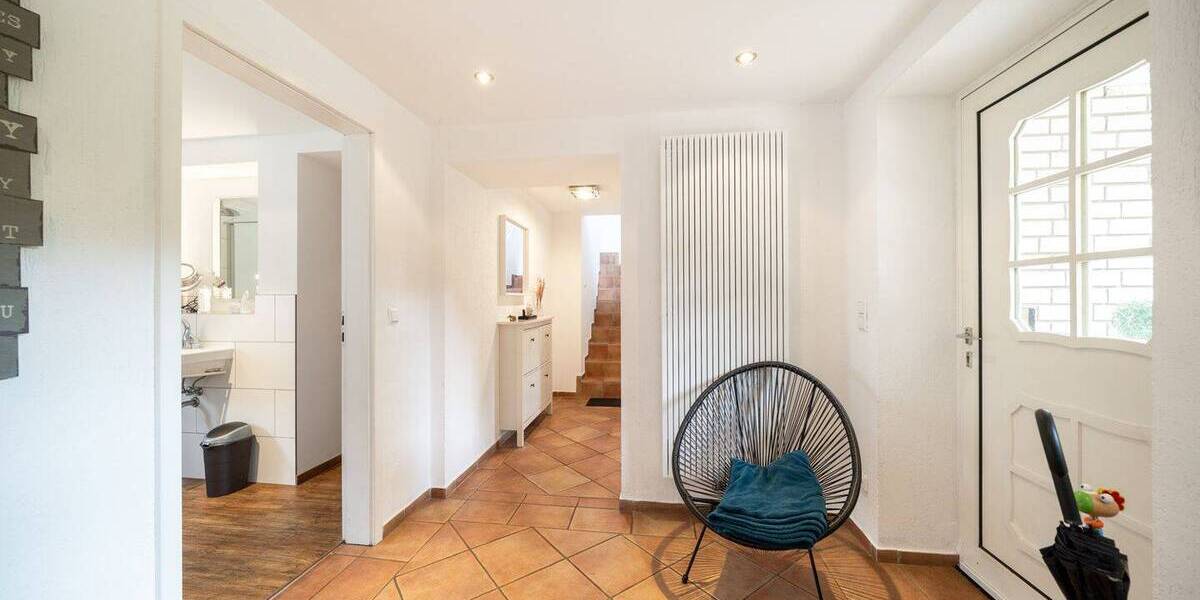 Einfamilienhaus Schloß Holte-Stukenbrock Schloß Holte - 8 Zimmer, 146 m&sup2;, 799.000&euro; | Angebot:25679052