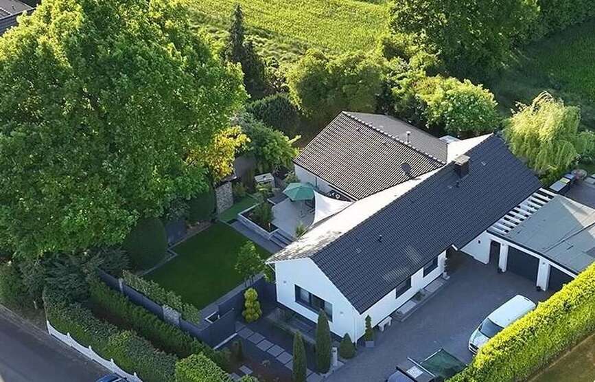 Haus zum Kaufen in Lage 568.000 € 190 m²