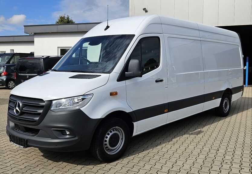 Mercedes-Benz Sprinter 28.305 km 41.531 € Halle (Westf) 33790