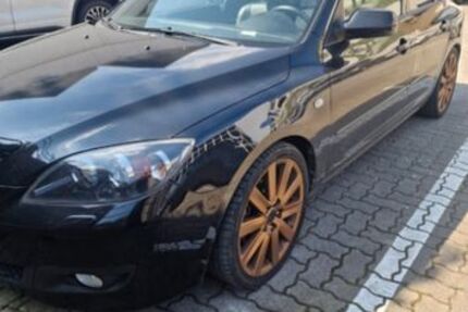 Mazda 3 205.000 km 2.200 € Herford 32049