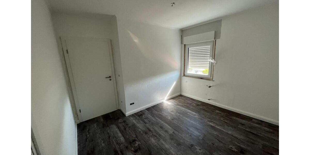 Reihenhaus Versmold - 3 Zimmer, 75 m&sup2;, 1.100&euro; | Angebot:26335415