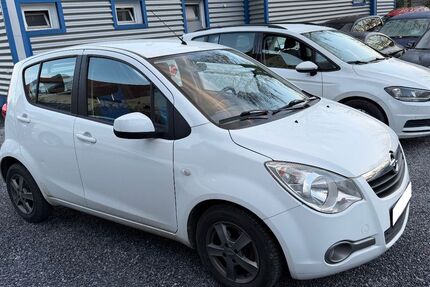 Opel Agila 149.000 km 2.666 € Detmold 32758