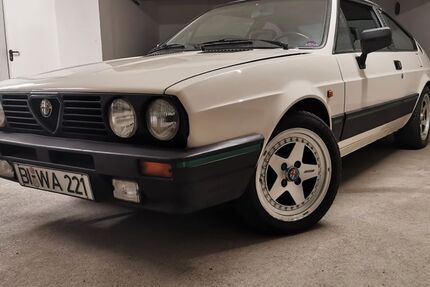 Alfa Romeo Alfasud 84.000 km 16.999 &euro; Bielefeld 33619