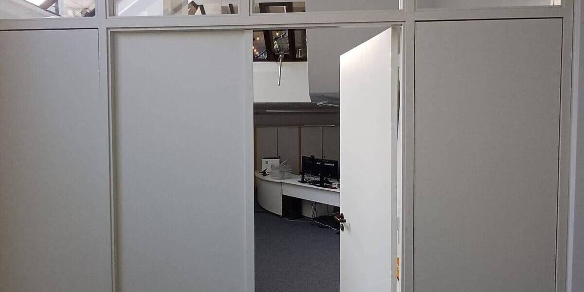 Gewerbeobjekt Lemgo - 5 Zimmer, 150 m&sup2;, 900&euro; | Angebot:23966880