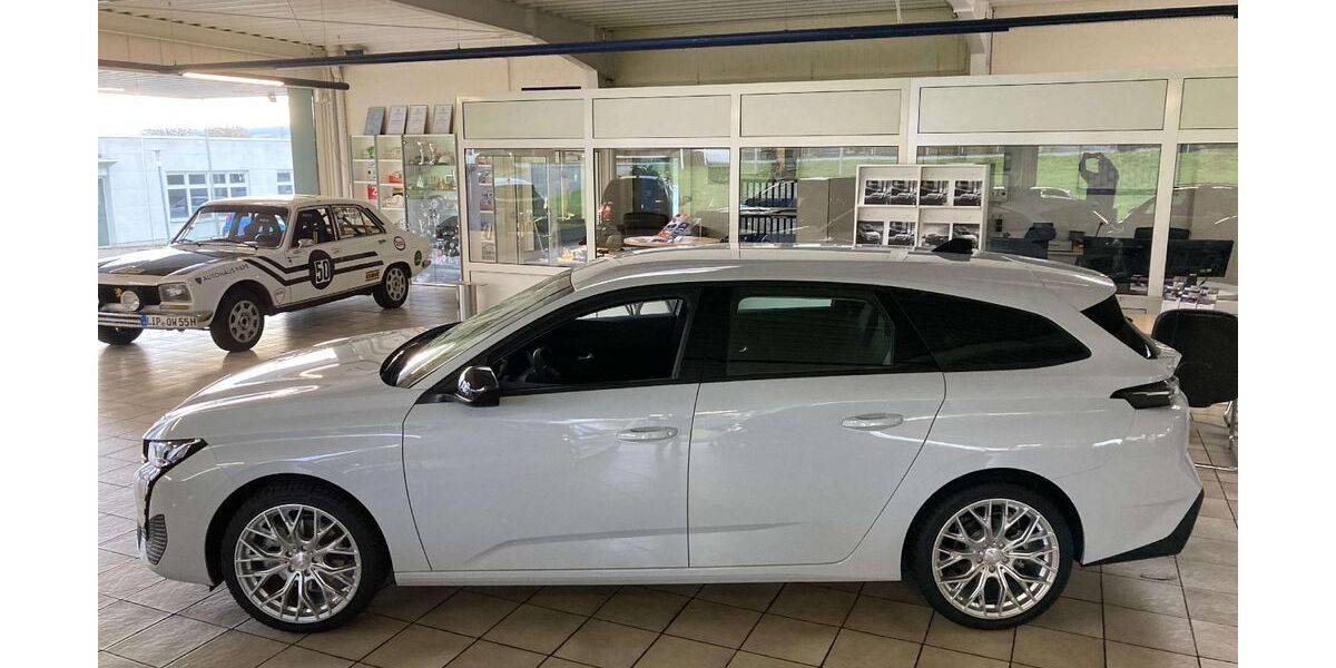 Peugeot 308 6.000 km 26.900 &euro; Lemgo 32657