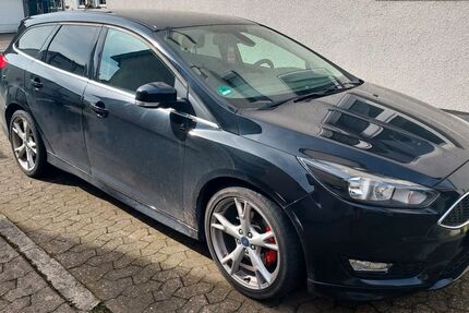 Ford Focus 95.500 km 11.990 &euro; Lage 32791