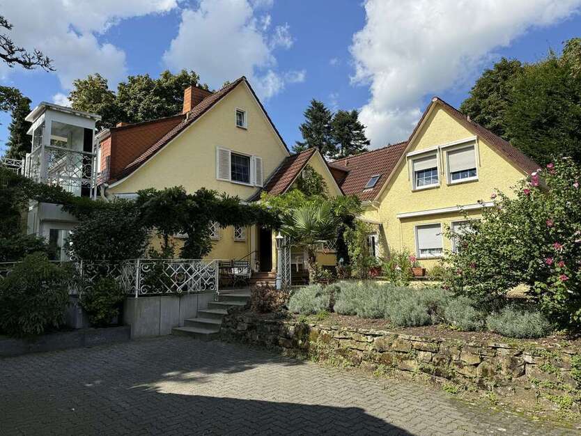 Haus zum Kaufen in Steinhagen 890.000 € 440 m²
