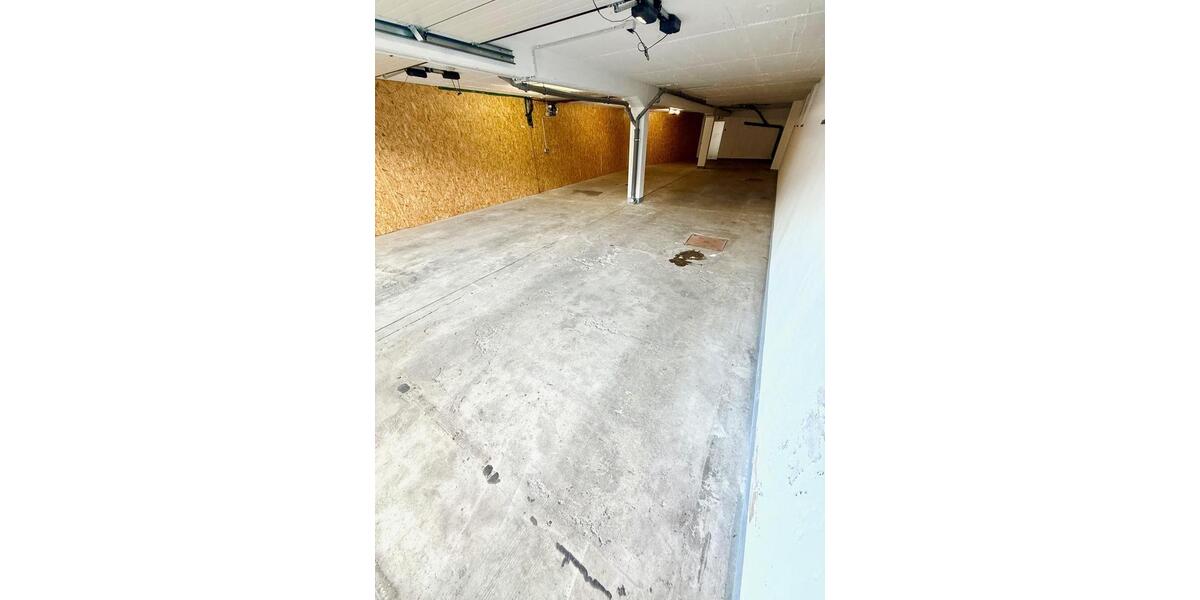 120qm Fläche: Garage, Lager, Multifunktionsfläche in Brackwede zimmer