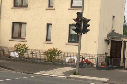 Haus Detmold - 8 Zimmer, 420.000&euro; | Angebot:23167919