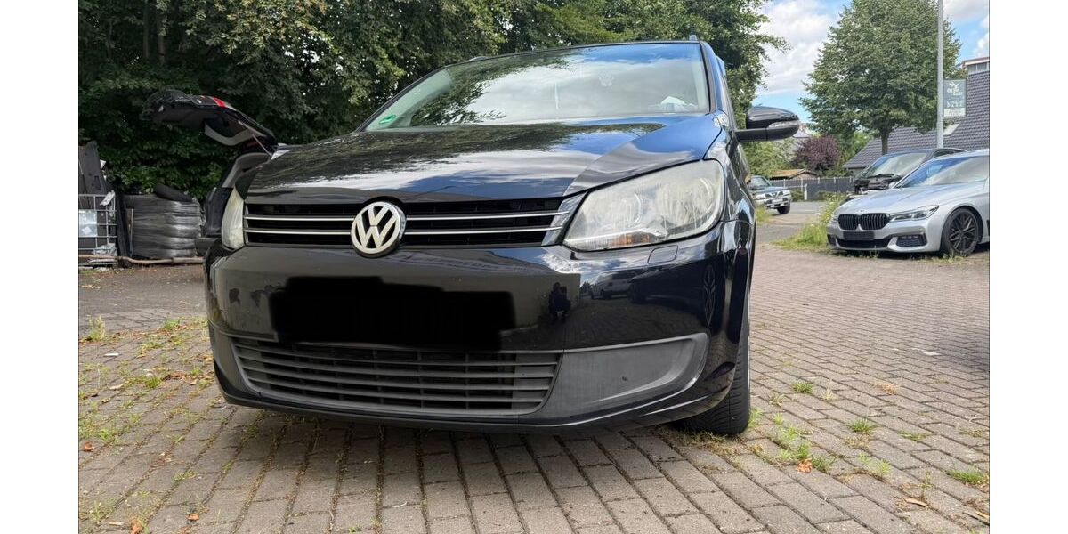 VW Touran 212.000 km 6.499 &euro; Bielefeld 33615