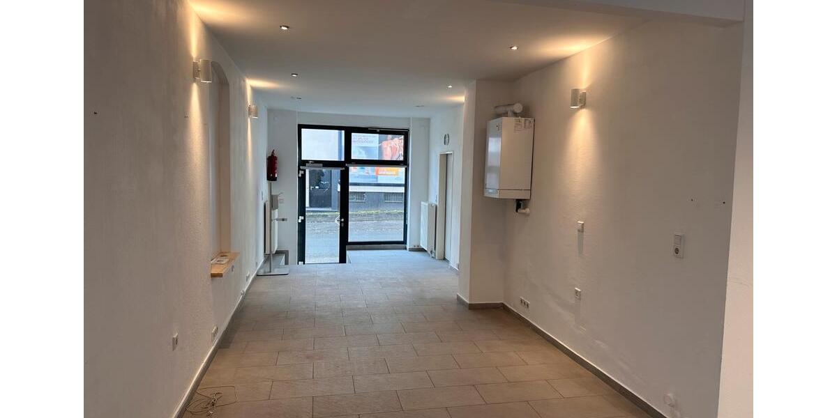 Gewerbeeinheit zu vermieten 2x ca. 40 qm frisch renoviert zimmer