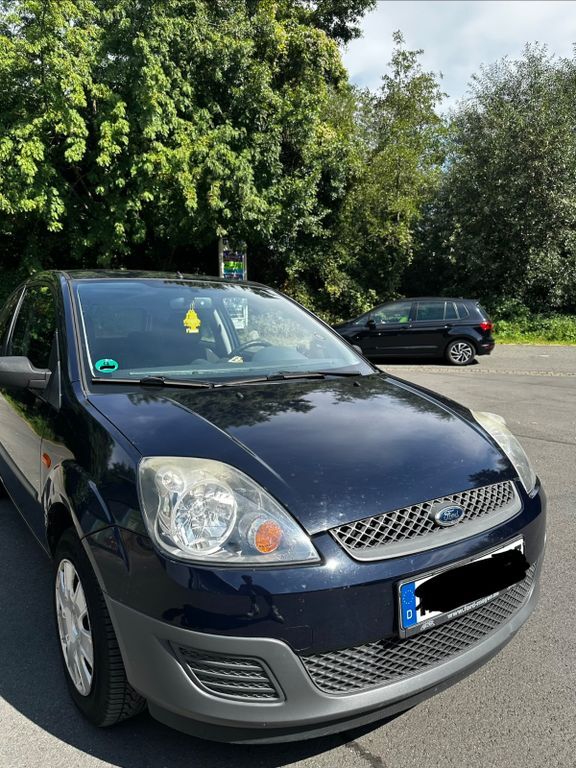 Ford Fiesta 115.560 km 1.700 € Bad Oeynhausen 32545