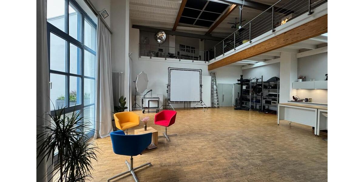 Arbeitsplatz in Studiogemeinschaft im Herzen Bielefelds zimmer