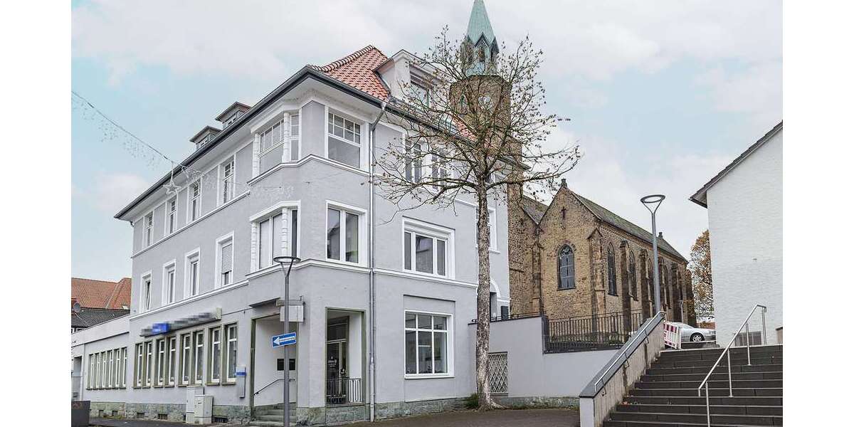 Etagenwohnung Bad Salzuflen Ehrsen-Breden - 6 Zimmer, 141 m&sup2;, 259.000&euro; | Angebot:24645905