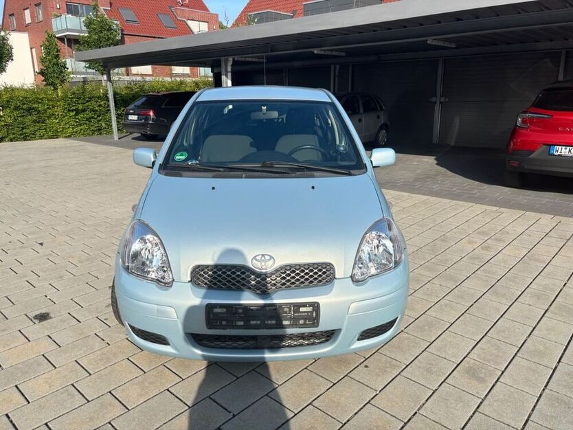 Yaris