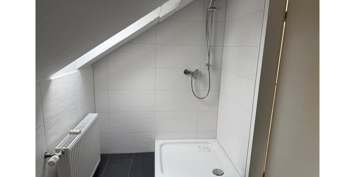 Dachgeschoßwohnung Versmold - 2 Zimmer, 73 m&sup2;, 580&euro; | Angebot:25765384