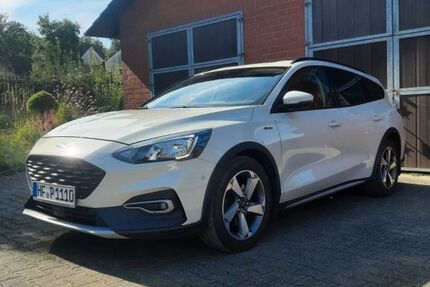 Ford Focus 114.000 km 13.400 &euro; Vlotho 32602