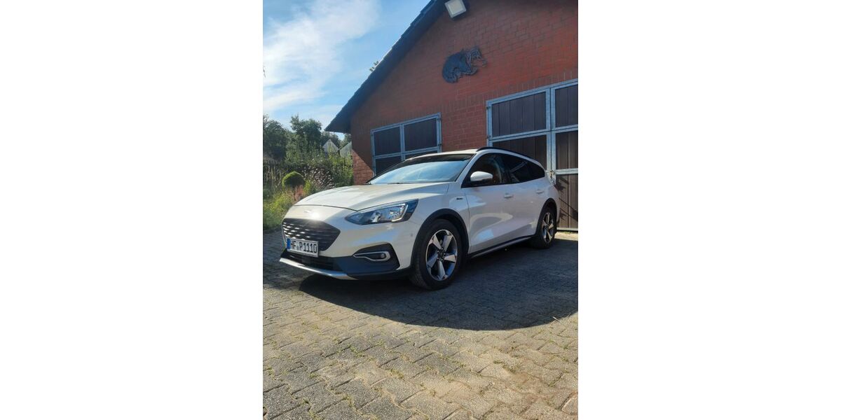 Ford Focus 114.000 km 13.400 &euro; Vlotho 32602