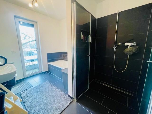 GT-Isselhorst! Traumhafte 2-Zi.-Penthouse-Whg. Fahrstuhl Gäste-WC Dachterrasse Carport 2 zimmer