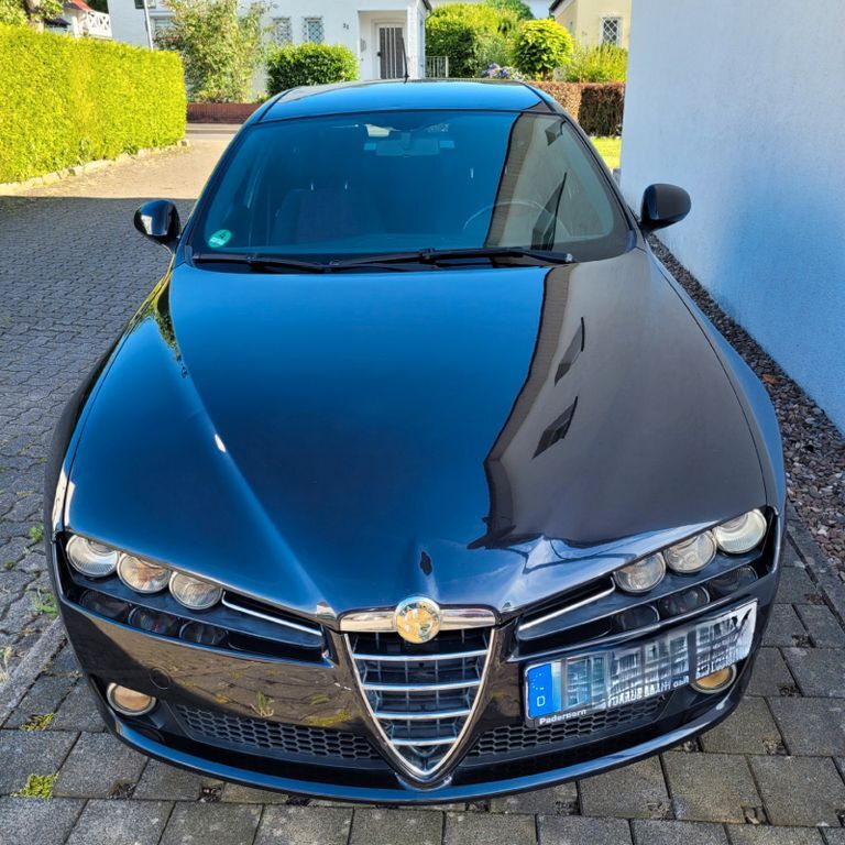 Alfa Romeo 159 153.500 km 4.500 € Bad Oeynhausen 32545