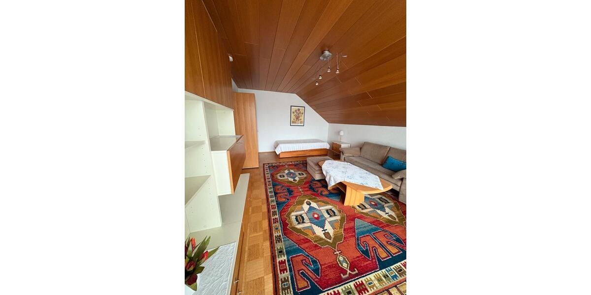 Dachgeschoßwohnung Enger - 1 Zimmer, 50 m&sup2;, 350&euro; | Angebot:25612864