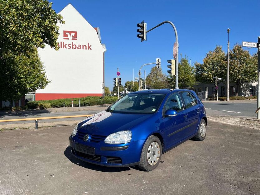 VW Golf 111.000 km 3.990 € Herford 32049